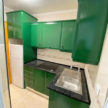 Apartment Modern 3mins Walk To Playa Del Cura *