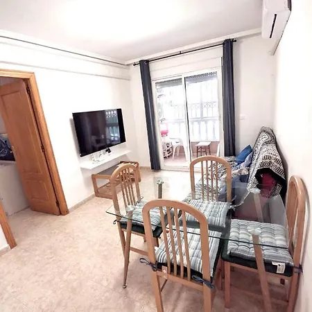 Apartment Modern 3mins Walk To Playa Del Cura *
