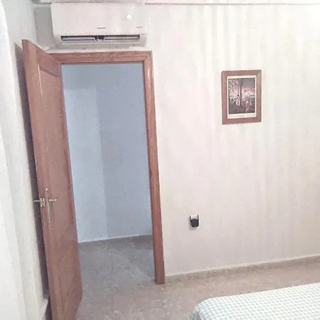 Apartment Modern 3mins Walk To Playa Del Cura *
